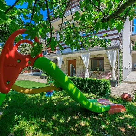 Appartement Kira *